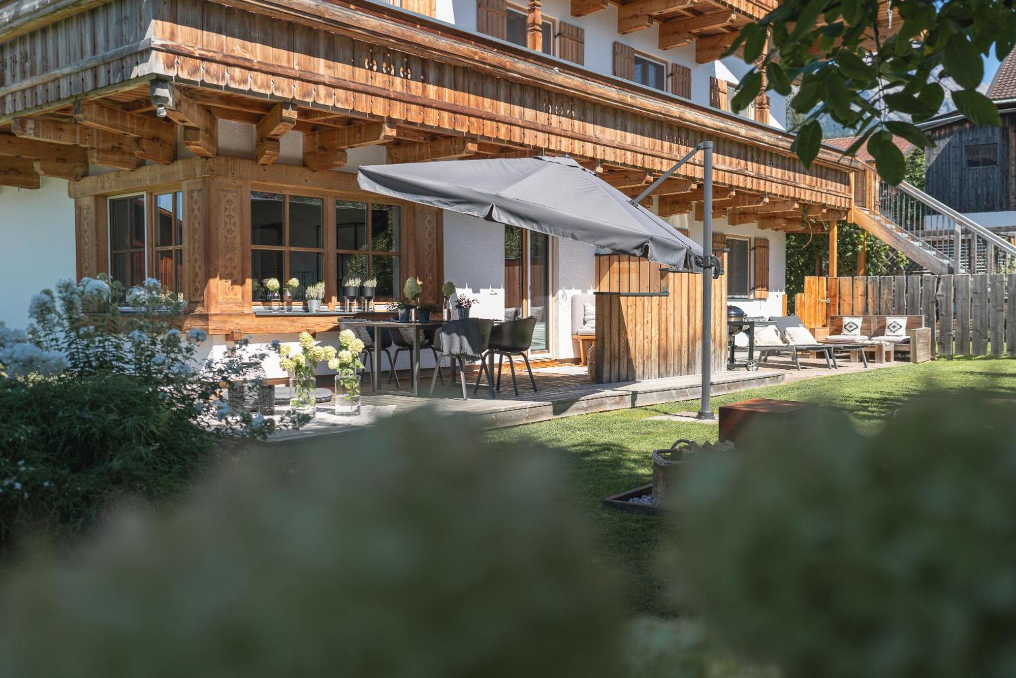 Bewegte Berge Apartments Saalfelden Exterior photo